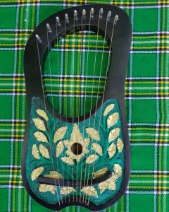 Lyre Harp Leaves